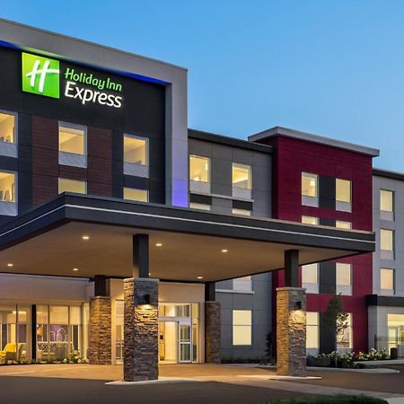 Holiday Inn Express - Strathroy By Ihg Экстерьер фото